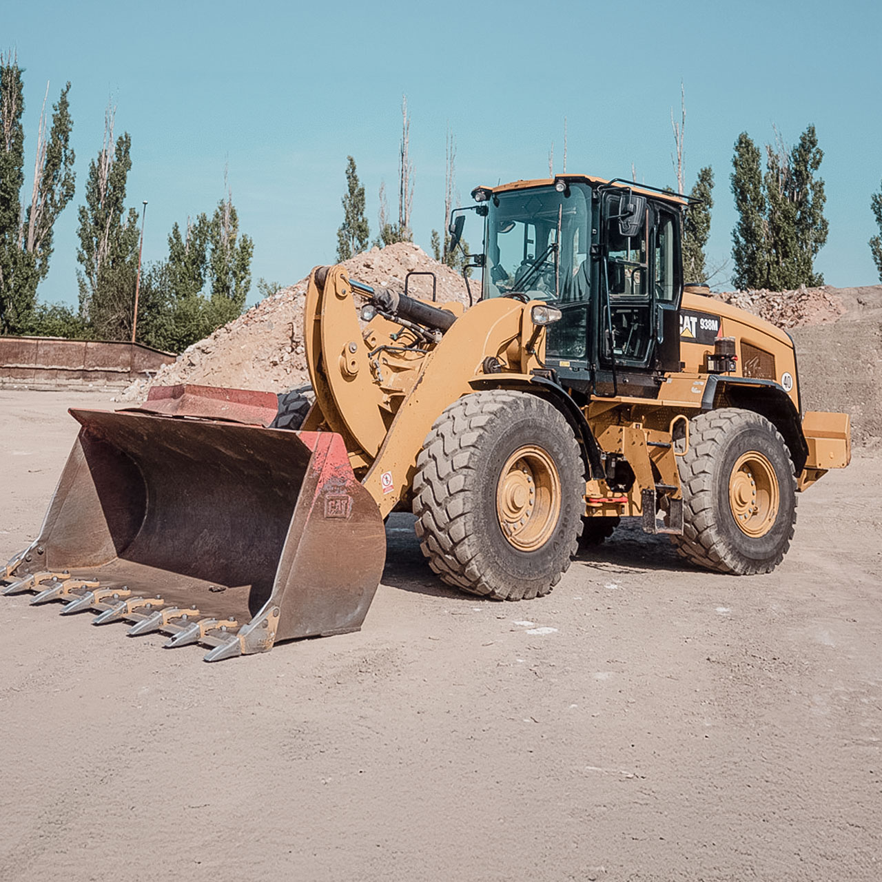 CAT 938M